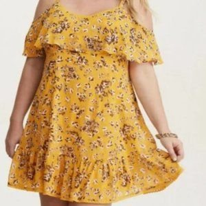 Floral Print Cold Shoulder Trapeze Dress